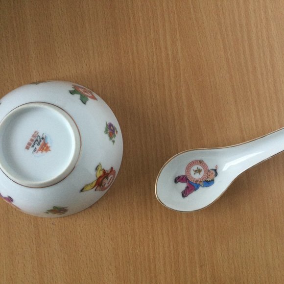 Vintage Chinese Jingdezhen porcelain rice bowl and a spoon - Picture 4 of 5